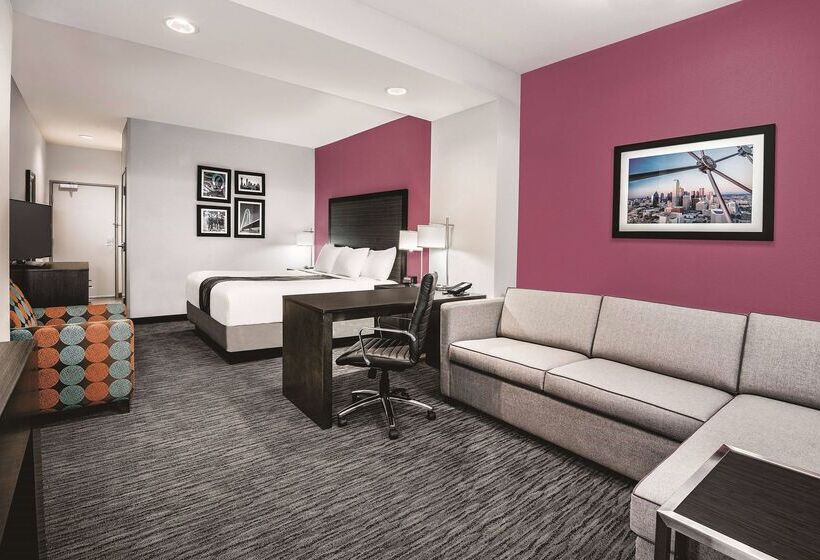 Отель La Quinta By Wyndham Dallas Grand Prairie North