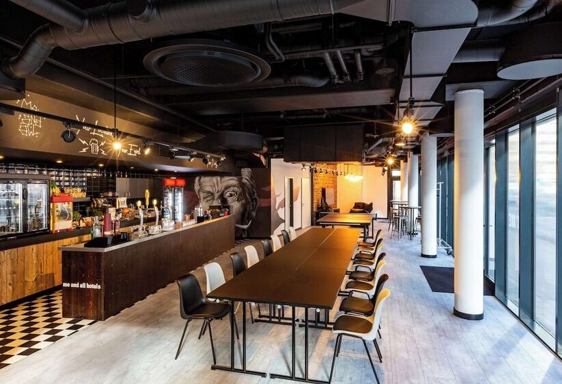 Me And All Hotel Dusseldorf, By Hyatt