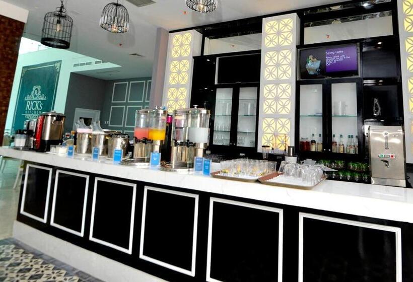 هتل Odua Weston Jambi