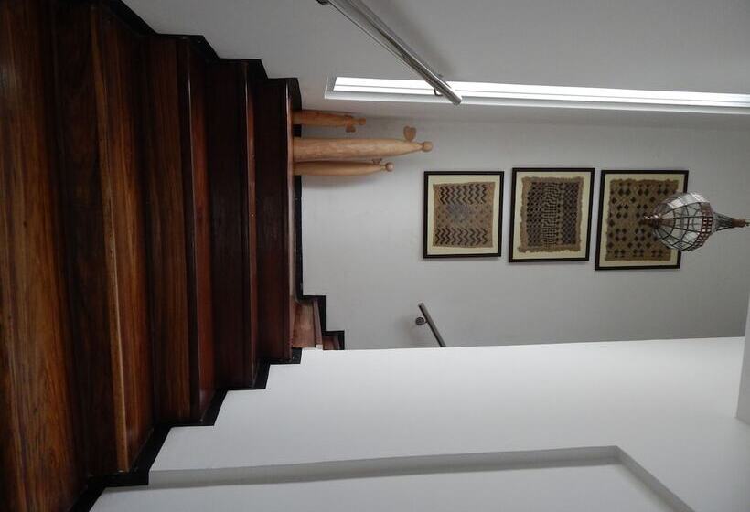 بنسيون Jacaranda Guesthouse