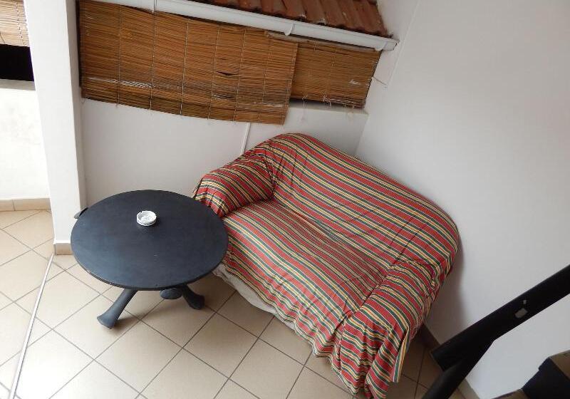 بنسيون Jacaranda Guesthouse
