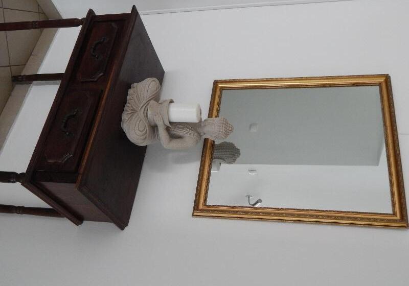 بنسيون Jacaranda Guesthouse