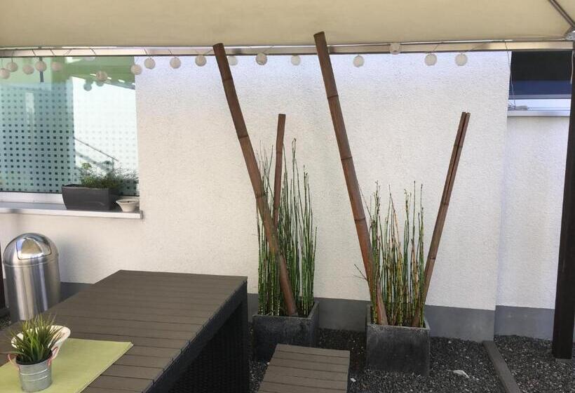 Wohnraum Hotel & Gästehaus