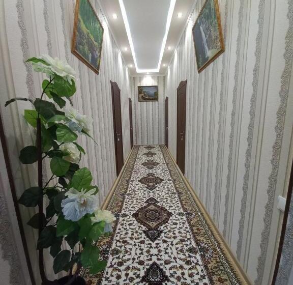 הוסטל Yusuf Gold House