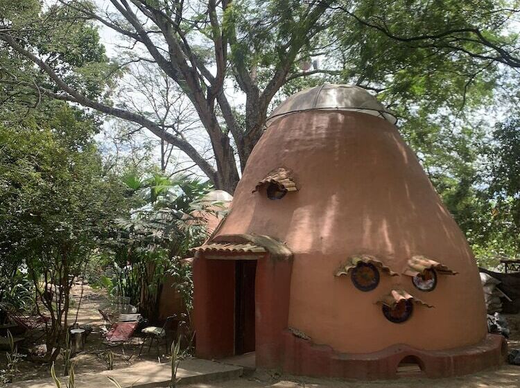 Ecohotel Ambrosia Lodge