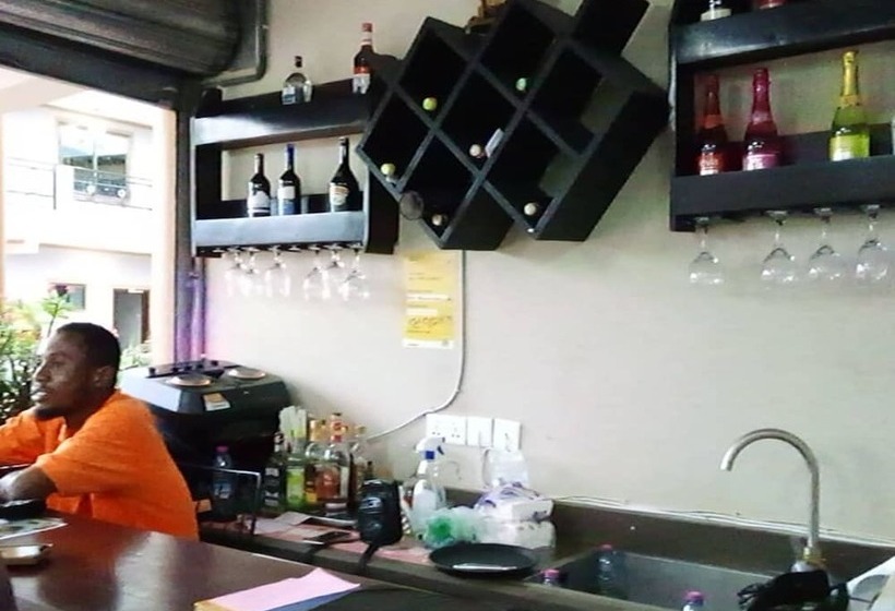 فندق Adwoa Asantewaa Memorial