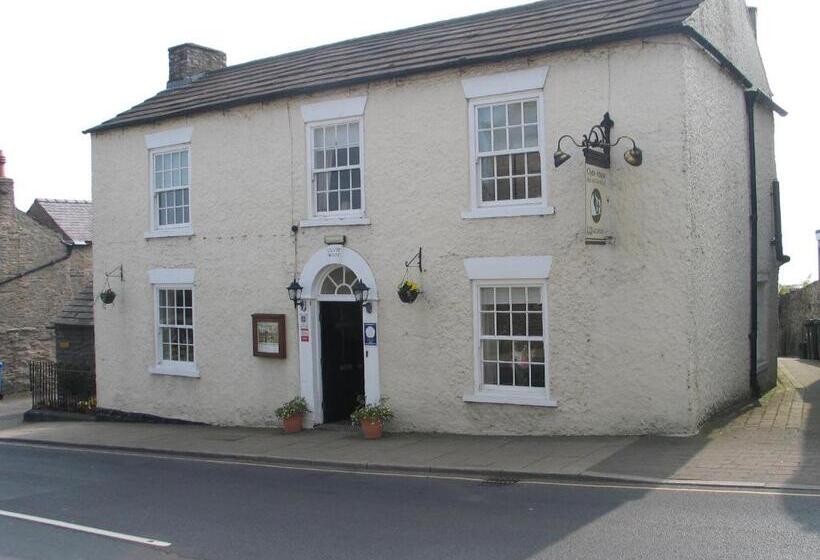 بنسيون Clyde House