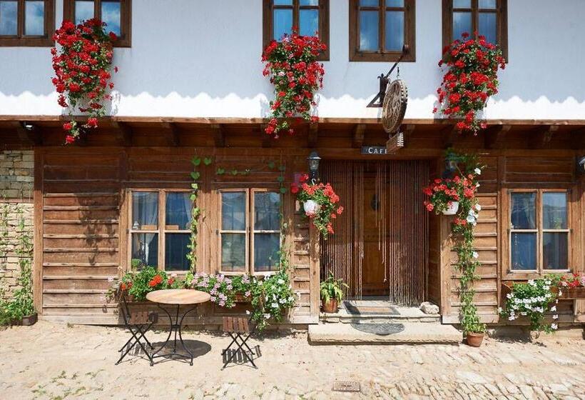 بنسيون Guest House Dimcho Kehaia S Cafe