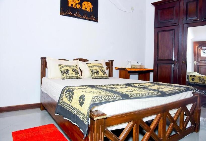 פנסיון Silva S Residence