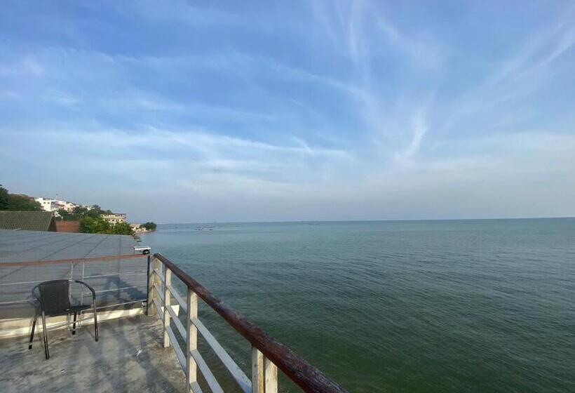 Phala Shore Resort
