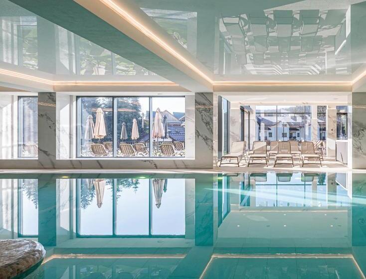 Tavel Hotel & Spa