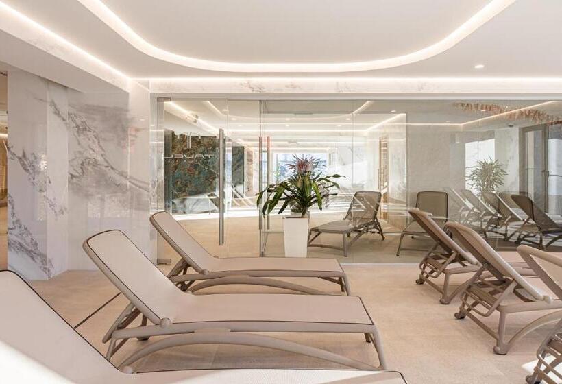 Tavel Hotel & Spa