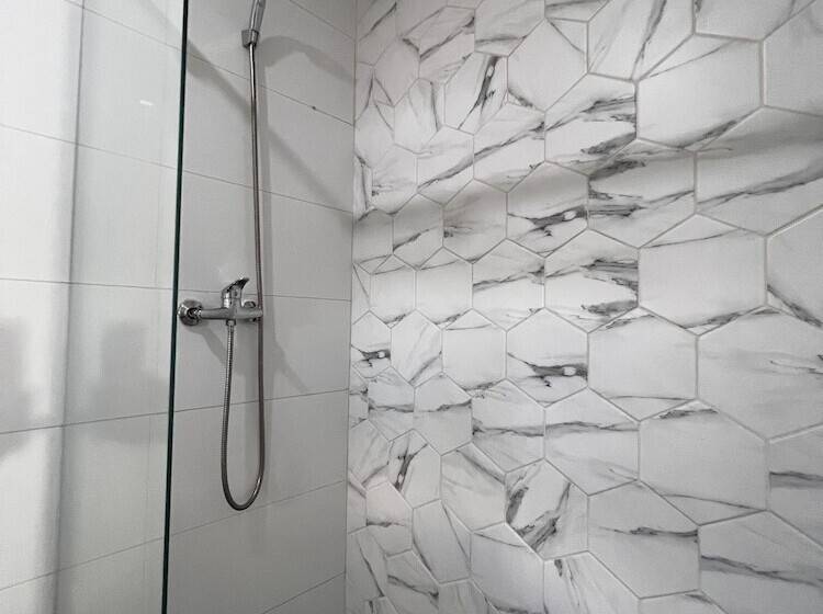 Waiki Apartaestudio Amoblados