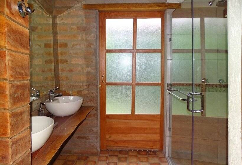 فندق Sacha Urco Lodge Y Bosque Protector