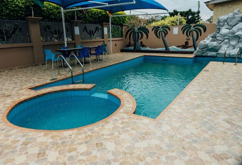 فندق The Out Back