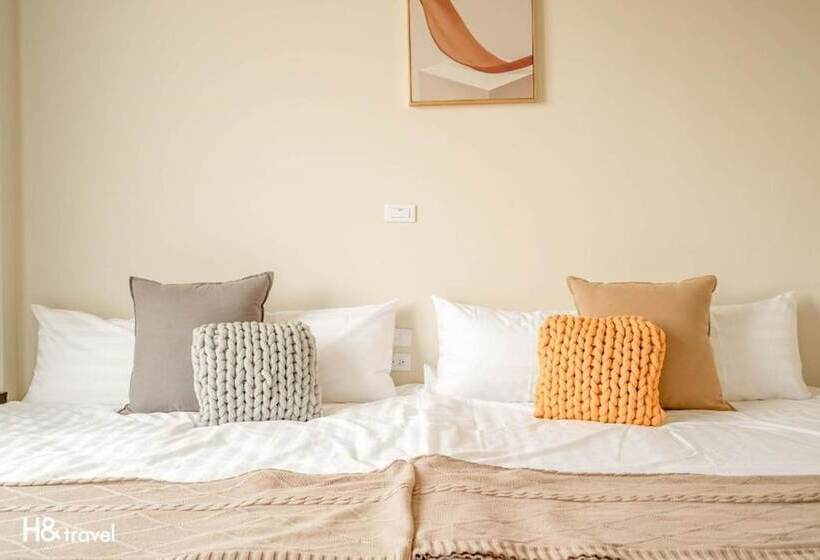 تختخواب و صبحانه H& 嶼光風格旅店 L 彩虹石榴 L 囍福園閤