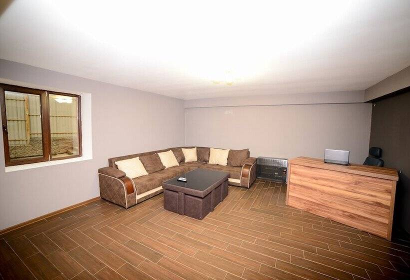 تختخواب و صبحانه Samta