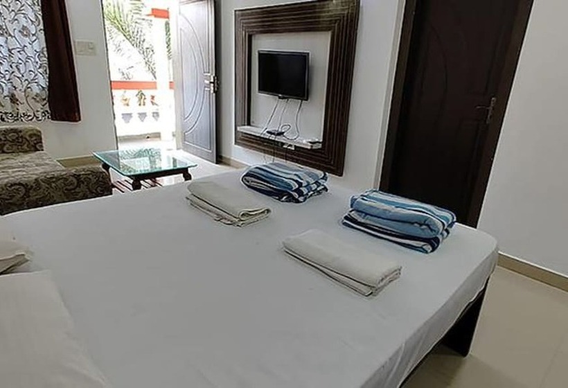 ホテル Fabexpress Vaibhav Guest House