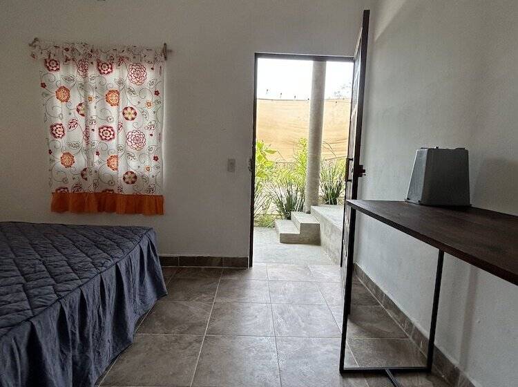 פנסיון Casa Nayeeche, Hospedaje & Dive Center