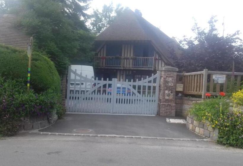 Bed and Breakfast Chez Catherine   Chaumière Normande