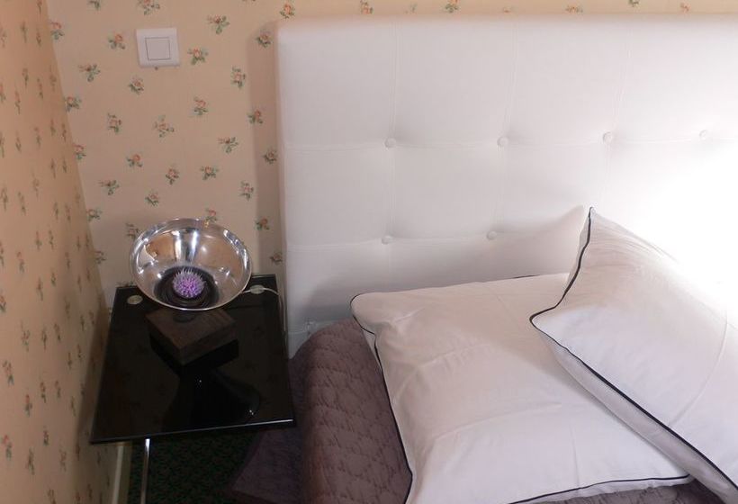 住宿加早餐  Ermitage De Peyreleau