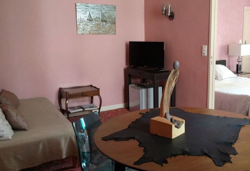 住宿加早餐  Ermitage De Peyreleau