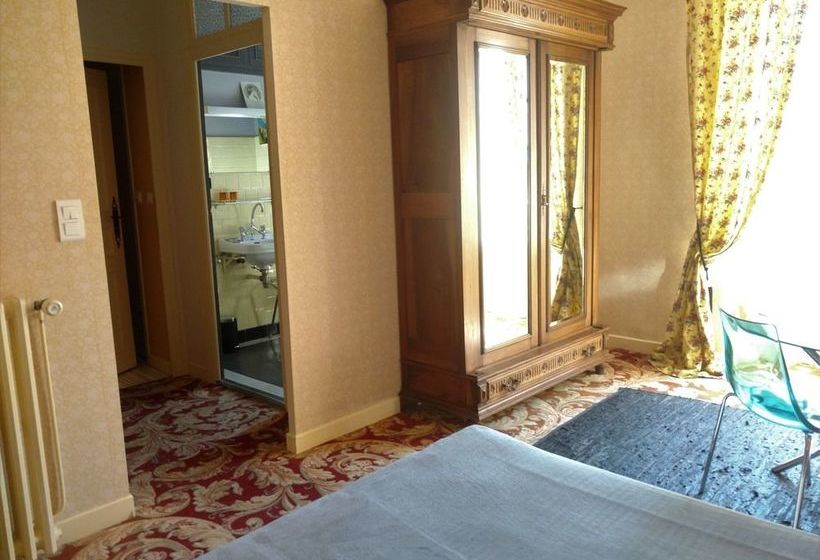 住宿加早餐  Ermitage De Peyreleau