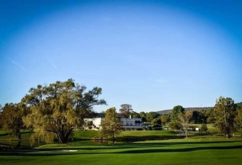 住宿加早餐  Inn At Evergreen