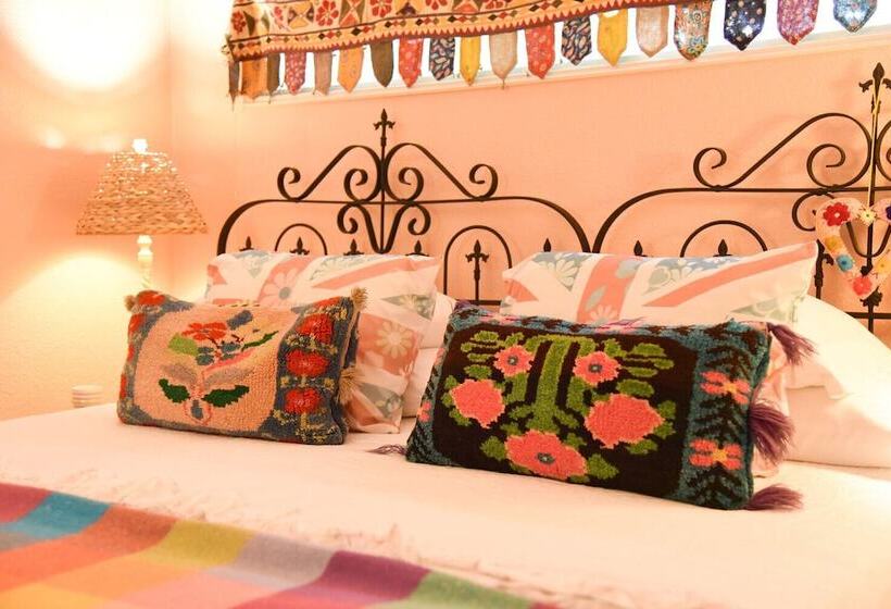 住宿加早餐  The English Merchant's Inn