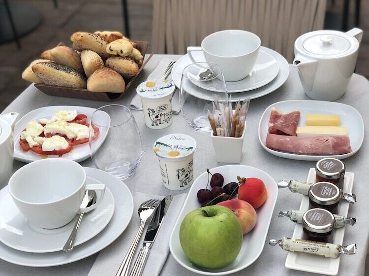 هتل Boutique Hôtel Des Remparts & Spa