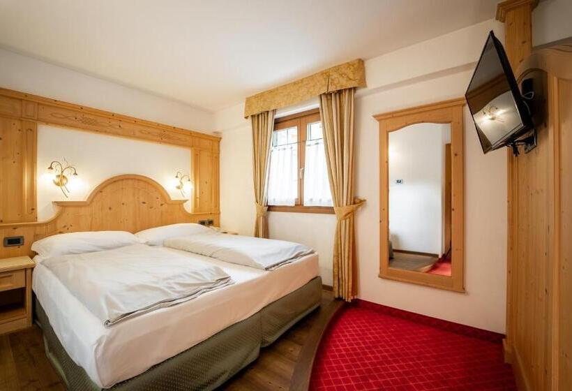فندق Chalet Campiglio Imperiale