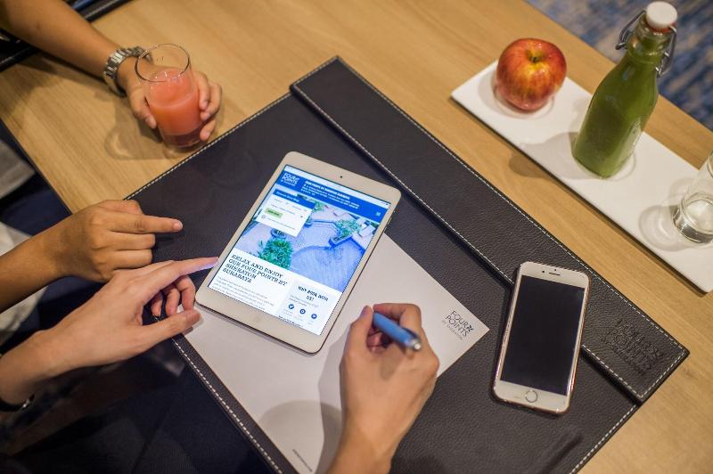 בית מלון כפרי Four Points By Sheraton Surabaya, Tunjungan Plaza