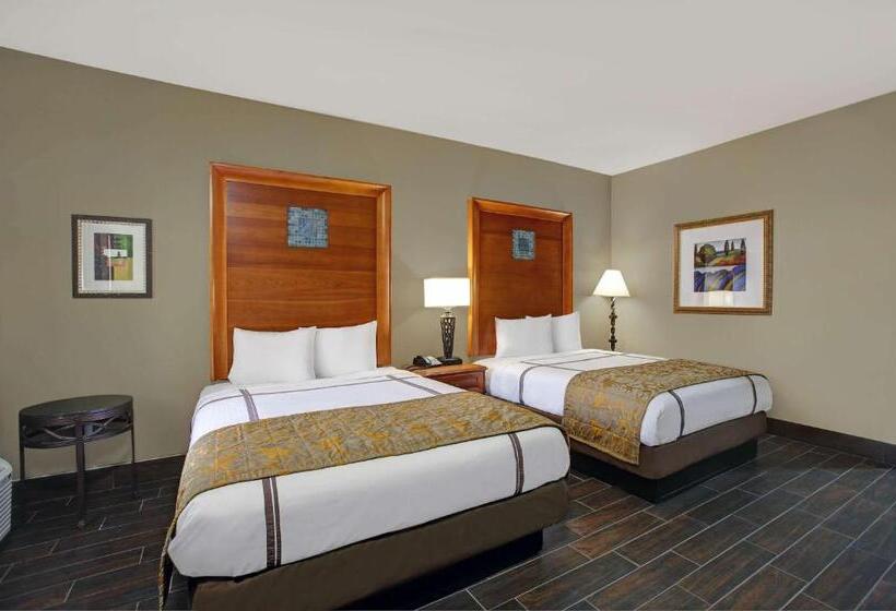 هتل Studio 6 Odessa, Tx