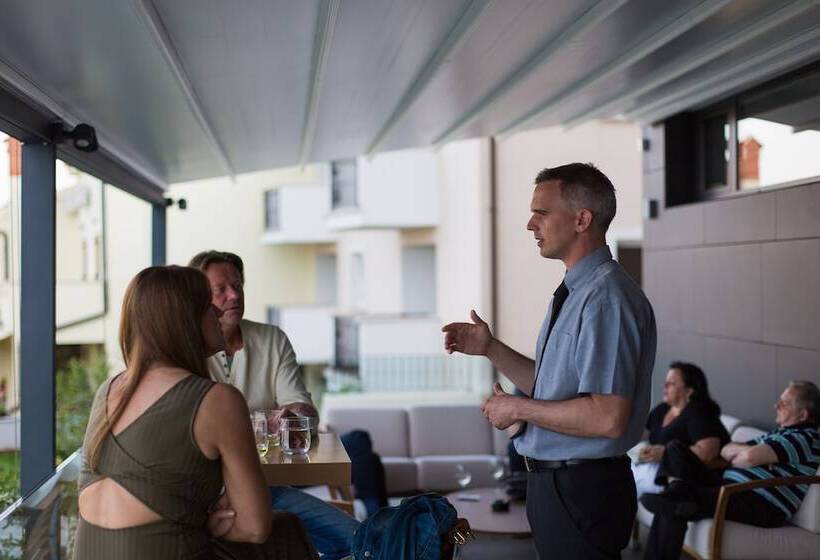 هتل Villa Margaret