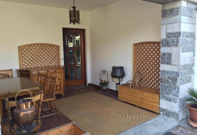 تختخواب و صبحانه Bella Vita Guesthouse  Parcheggio Privato Interno