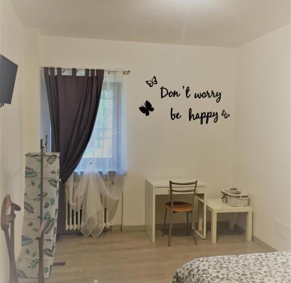 تختخواب و صبحانه Bella Vita Guesthouse  Parcheggio Privato Interno