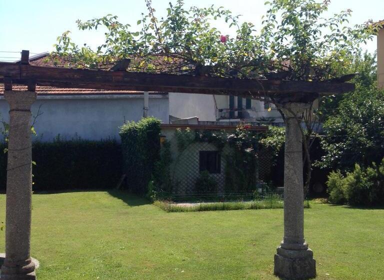 تختخواب و صبحانه Bella Vita Guesthouse  Parcheggio Privato Interno