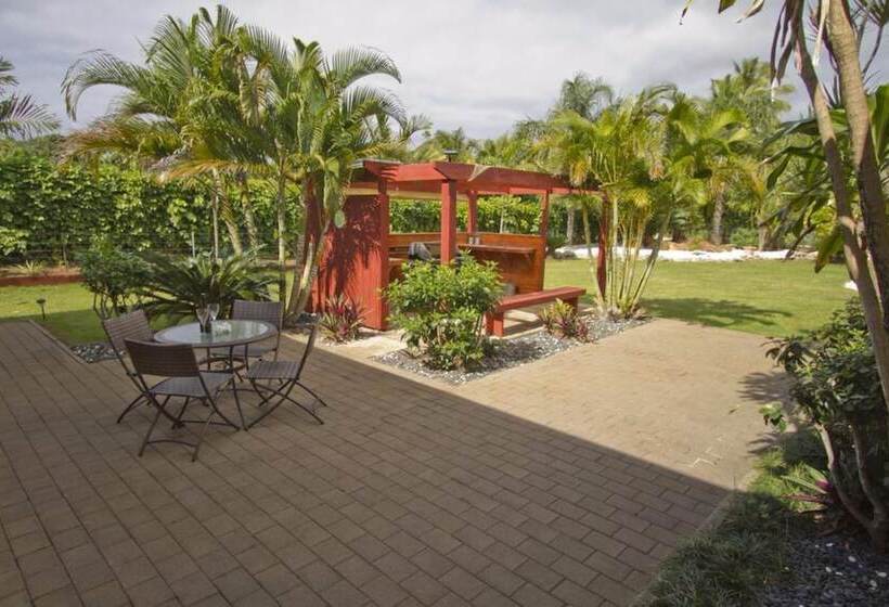 تختخواب و صبحانه Rarotonga S Fishing Lodge   Gt S