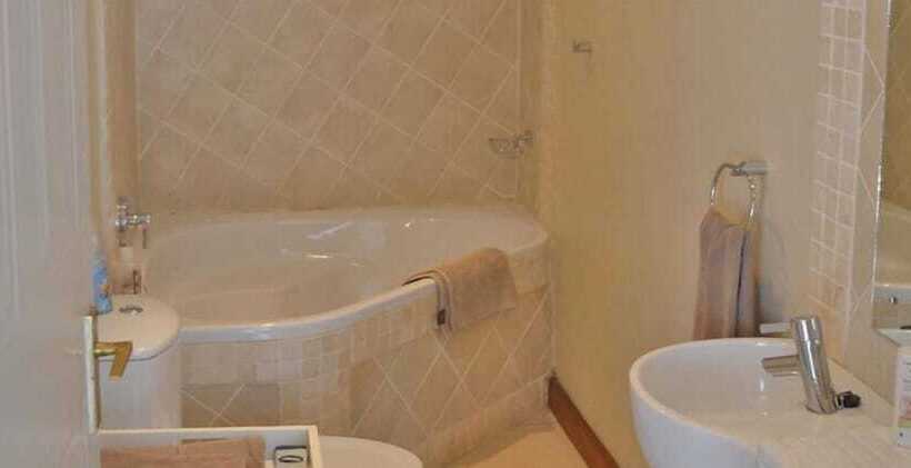 مبيت وإفطار Riverwalk B And B