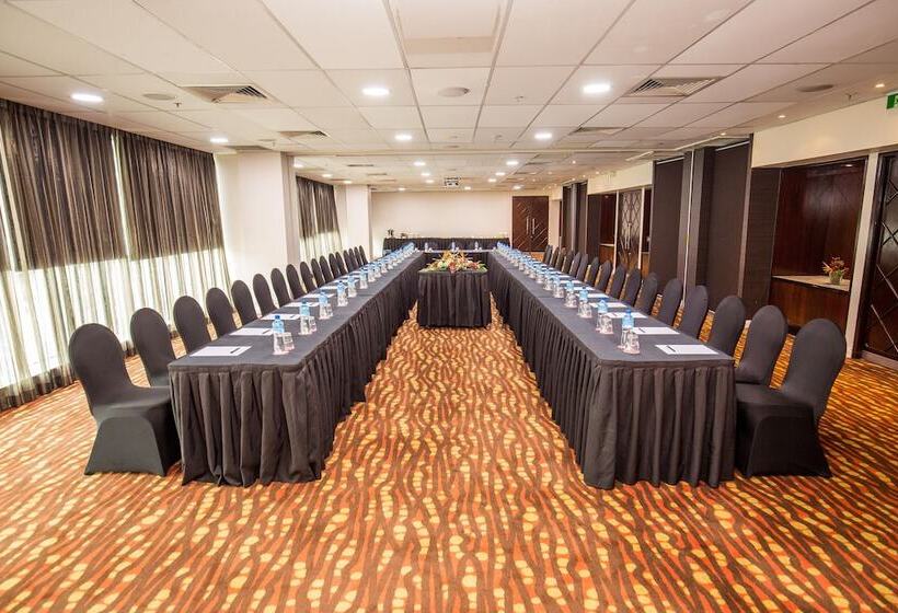 Grand Papua Hotel, A Member Of Radisson Individuals