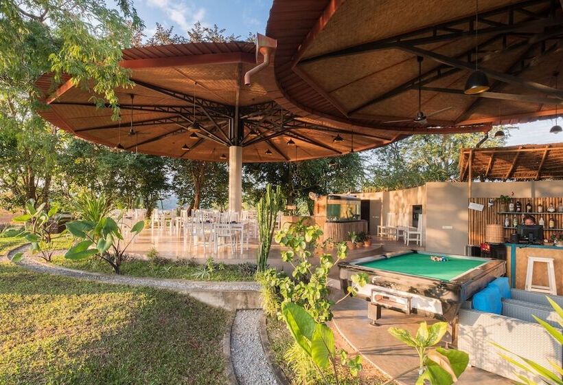 هتل The Sanctuary Nam Ngum Beach Resort