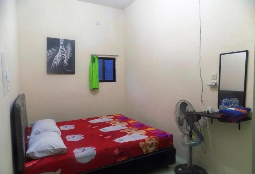 פנסיון Amelia 2 Guest House
