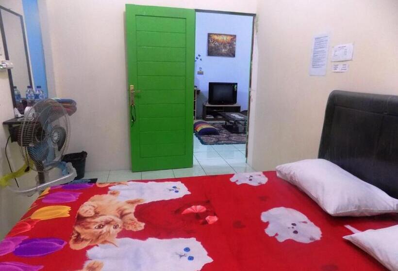 פנסיון Amelia 2 Guest House