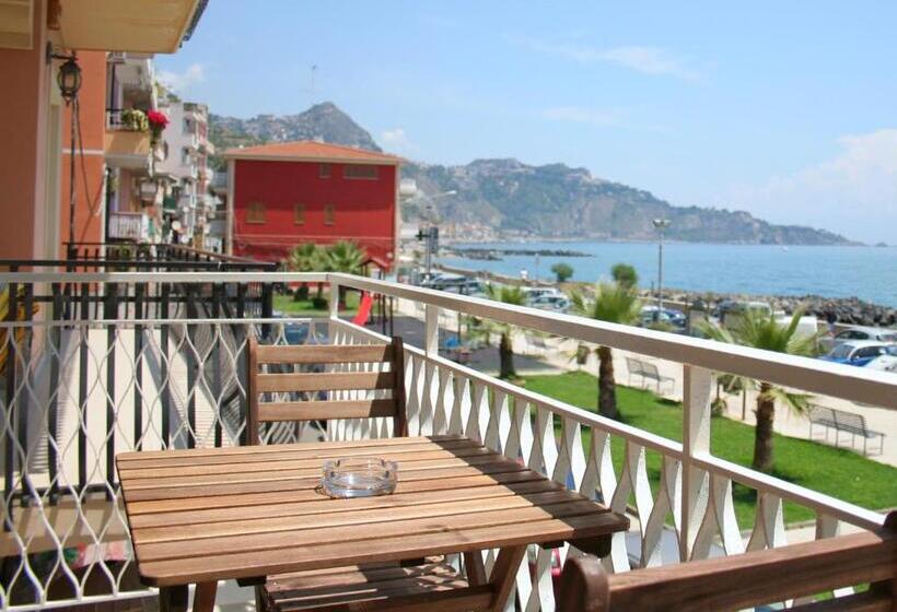 پانسیون Mediterraneo Guesthouse