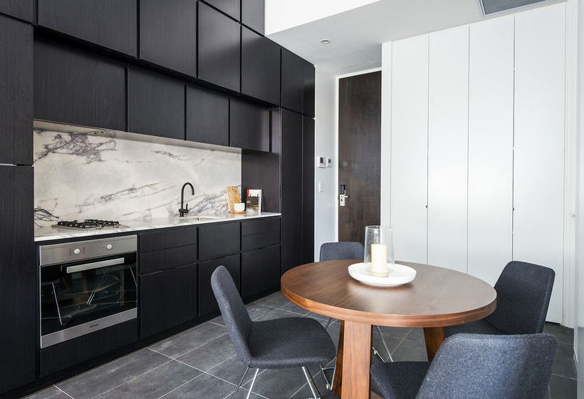 Apartment East Central