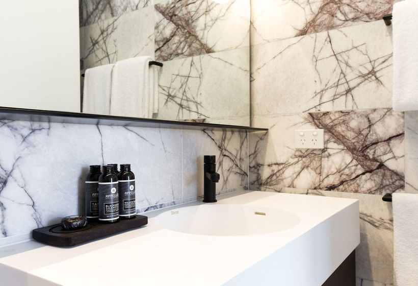 Apartment East Central