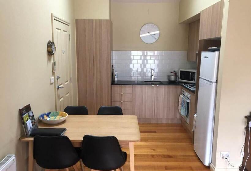 ベッドアンドブレックファースト Port Boutique Accommodation