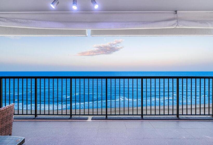 Burleigh Esplanade Apartments