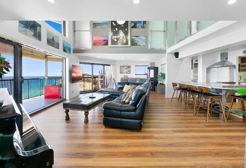 Burleigh Esplanade Apartments