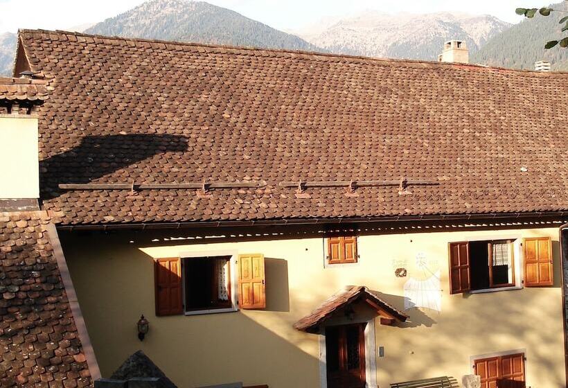 בית מלון כפרי Albergo Diffuso Comeglians